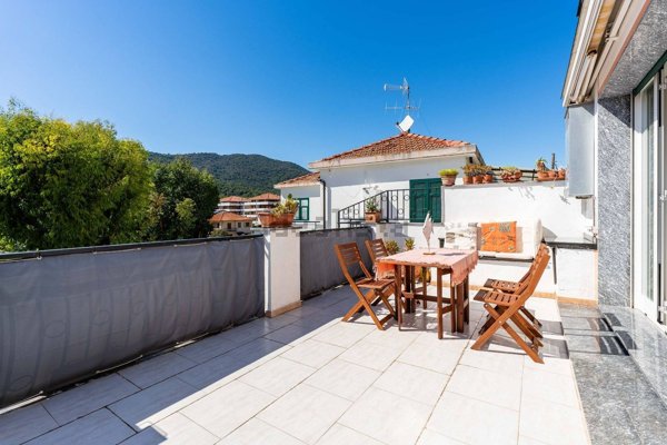 appartamento in vendita ad Andora