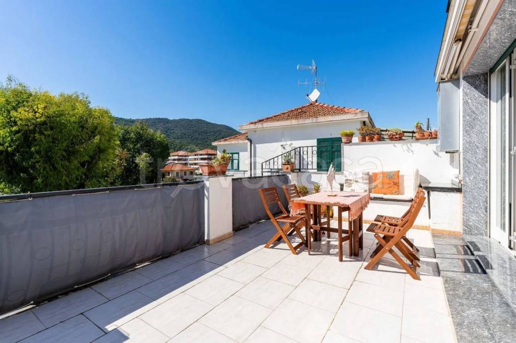 appartamento in vendita ad Andora