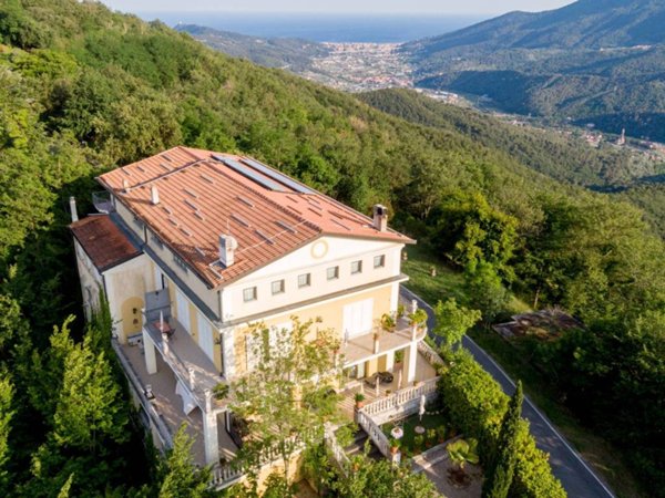 casa indipendente in vendita ad Andora