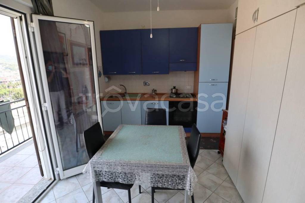 casa indipendente in vendita ad Andora