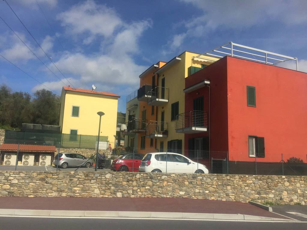 appartamento in vendita ad Andora in zona San Bartolomeo