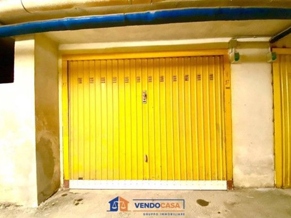 negozio in vendita ad Andora