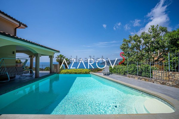 casa indipendente in vendita ad Andora