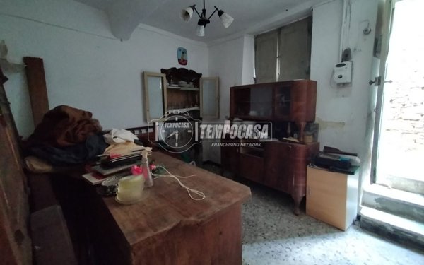 casa indipendente in vendita ad Andora