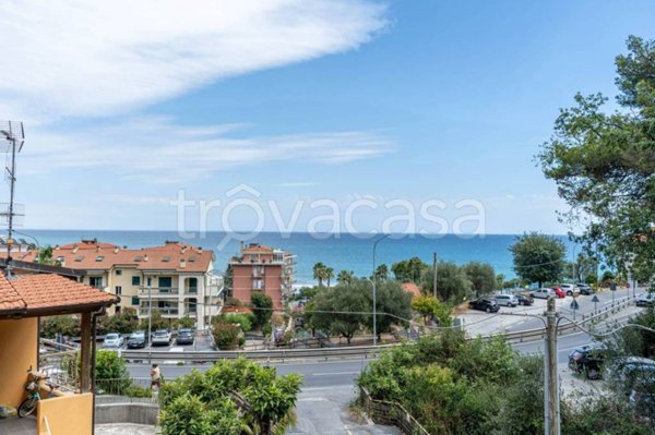 appartamento in vendita ad Andora