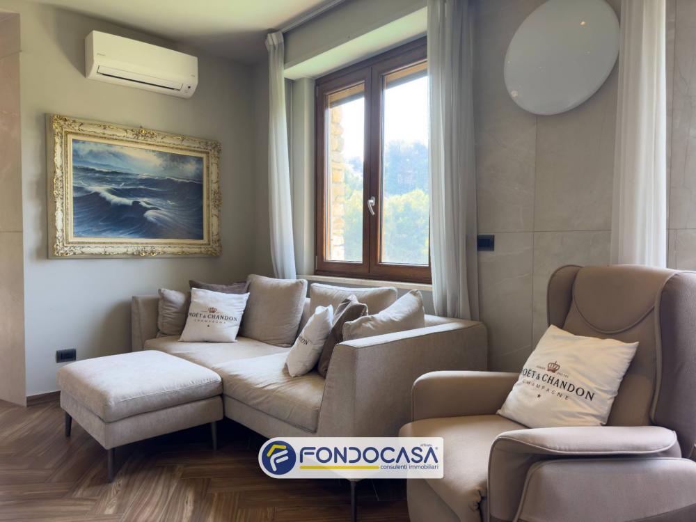 casa indipendente in vendita ad Andora