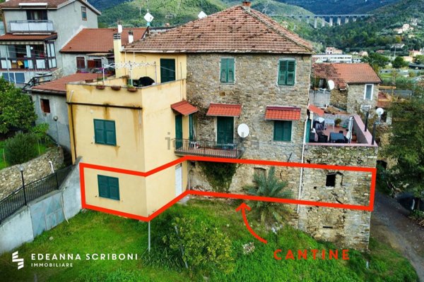 pentavano in vendita ad Andora in zona Molino