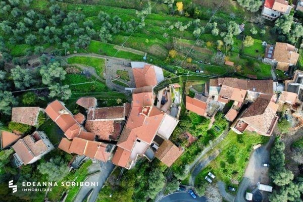 casa indipendente in vendita ad Andora in zona Molino