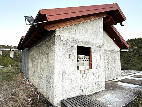 casa indipendente in vendita ad Andora