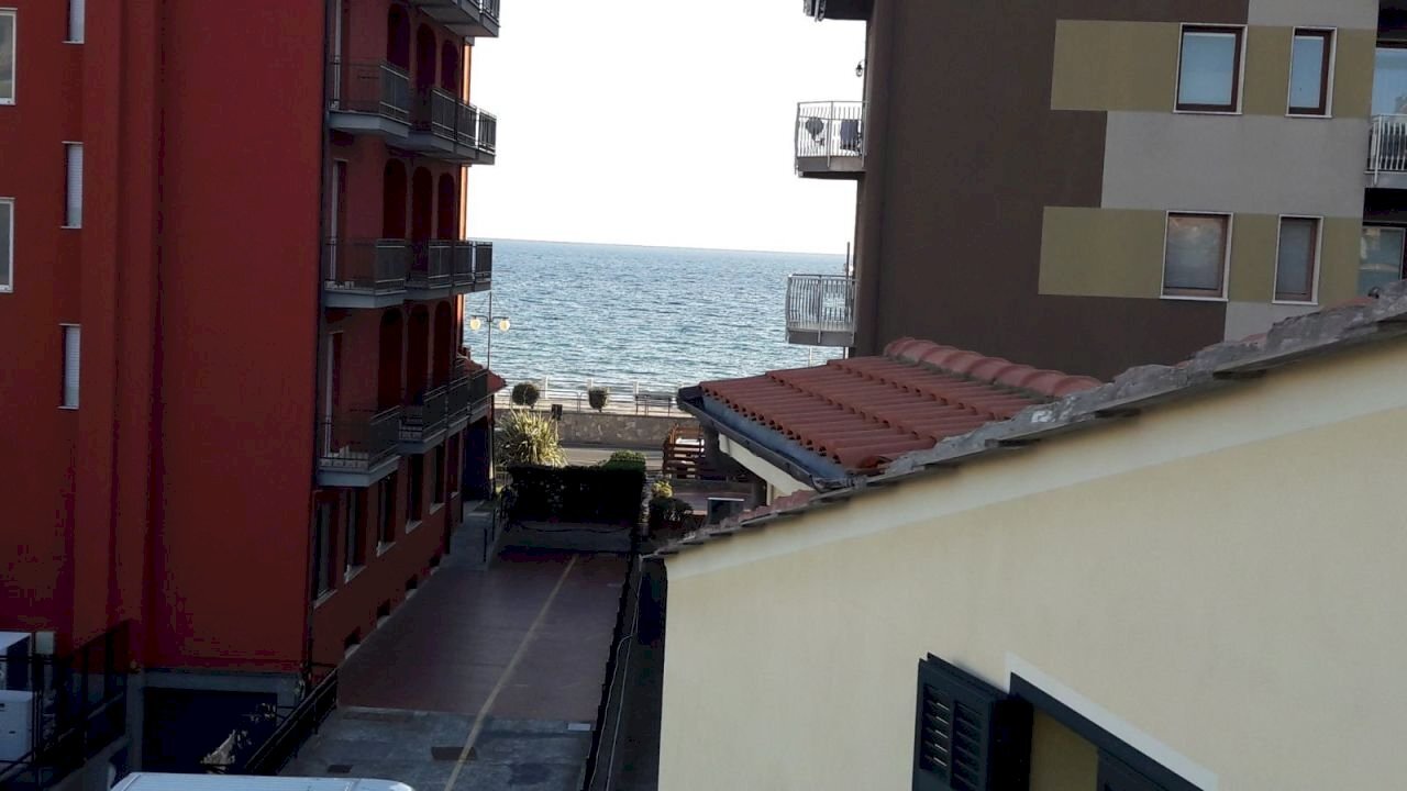 casa semindipendente in vendita ad Andora