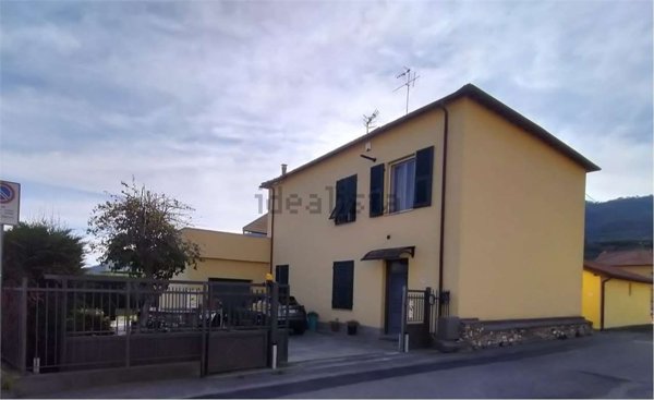 casa indipendente in vendita ad Andora in zona Molino