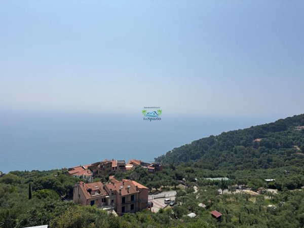 appartamento in vendita ad Andora in zona Rollo