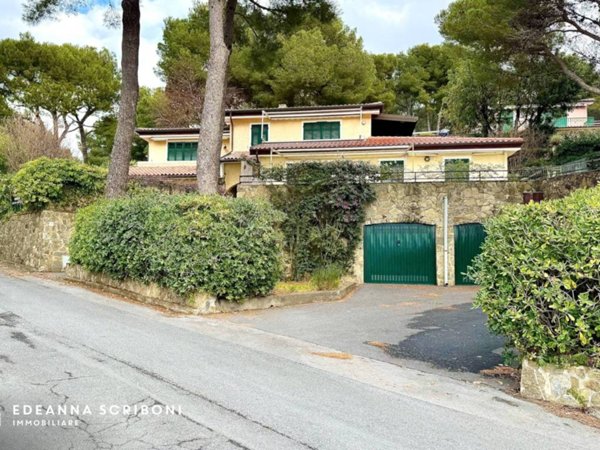 appartamento in vendita ad Andora