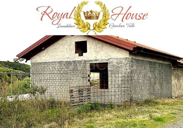 casa indipendente in vendita ad Andora