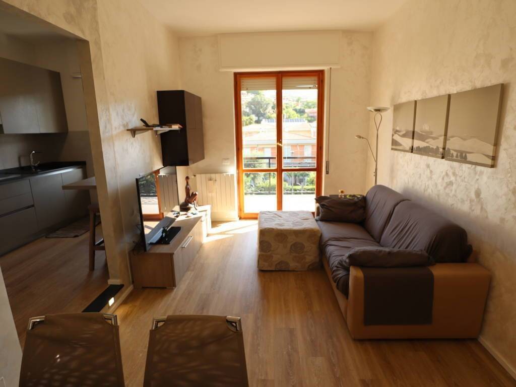 appartamento in vendita ad Andora