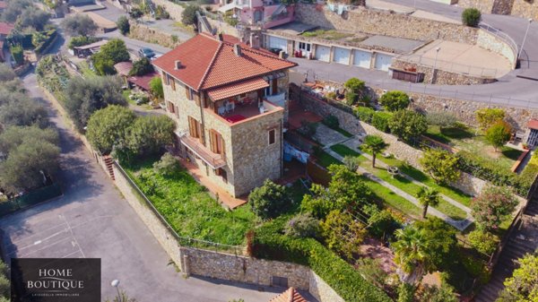 appartamento in vendita ad Andora