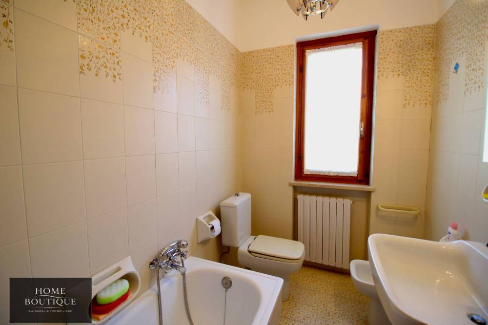 appartamento in vendita ad Andora