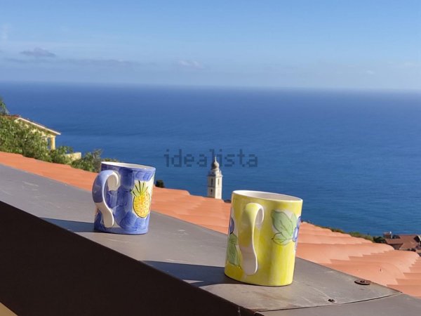 appartamento in vendita ad Andora in zona Rollo