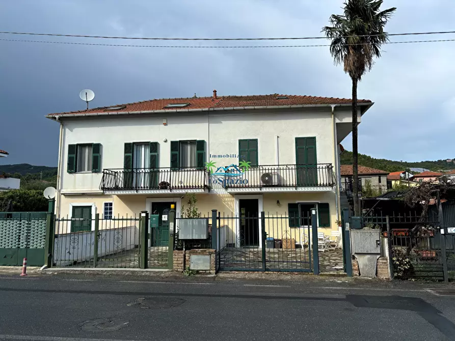 appartamento in vendita ad Andora in zona San Bartolomeo