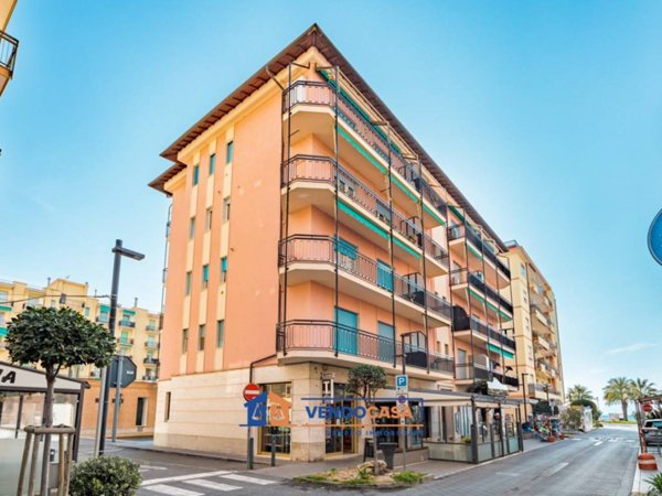 appartamento in vendita ad Andora