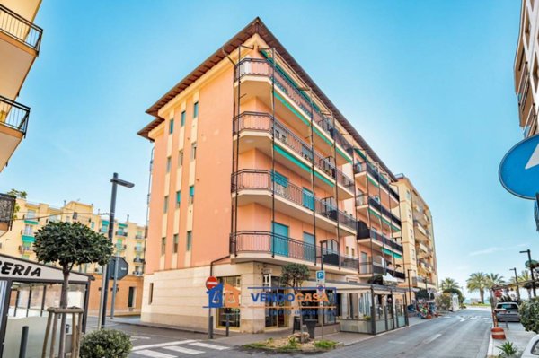 appartamento in vendita ad Andora