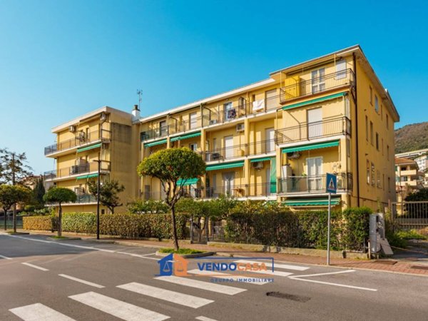 appartamento in vendita ad Andora