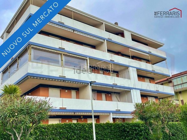 appartamento in vendita ad Andora in zona Rollo