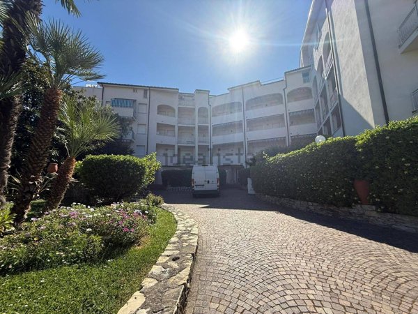 appartamento in vendita ad Andora