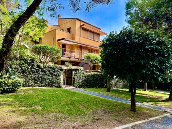 casa indipendente in vendita ad Andora