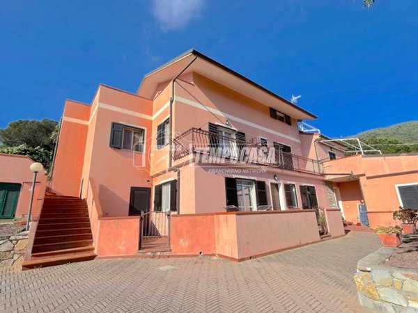 appartamento in vendita ad Andora