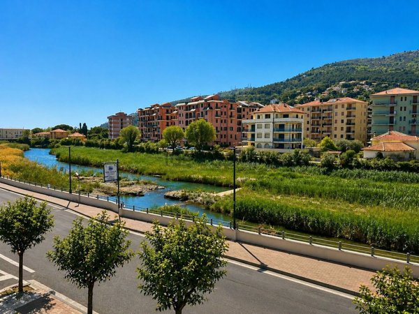 appartamento in vendita ad Andora