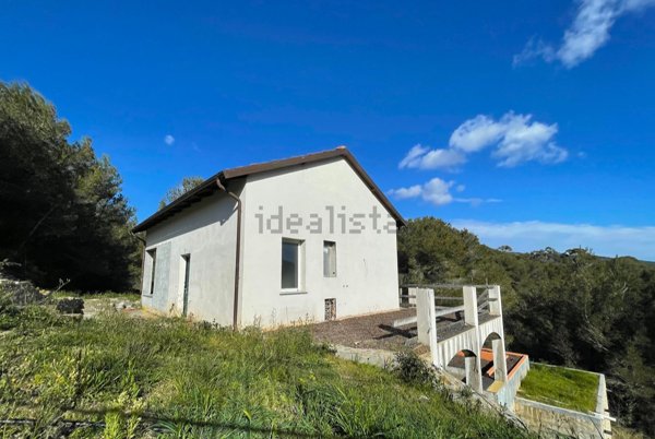 casa indipendente in vendita ad Andora in zona San Bartolomeo