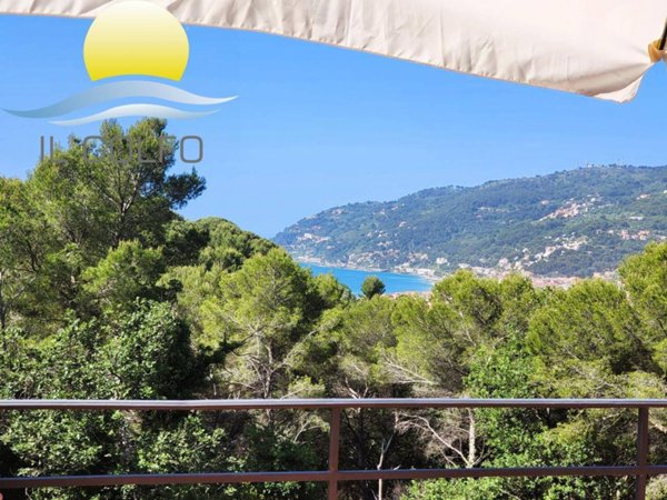 casa indipendente in vendita ad Andora