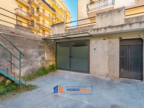 locale di sgombero in vendita ad Andora