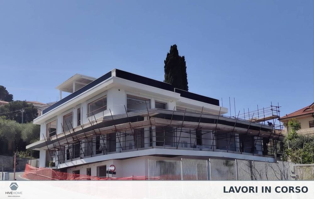appartamento in vendita ad Andora in zona Rollo