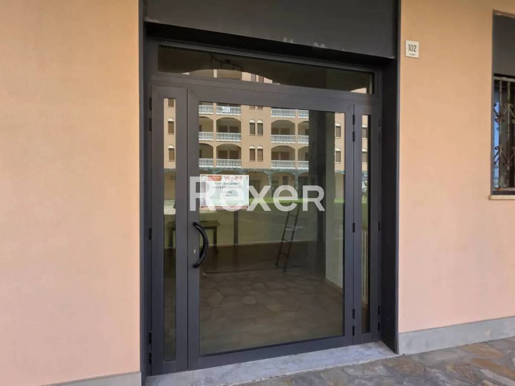 negozio in vendita ad Andora