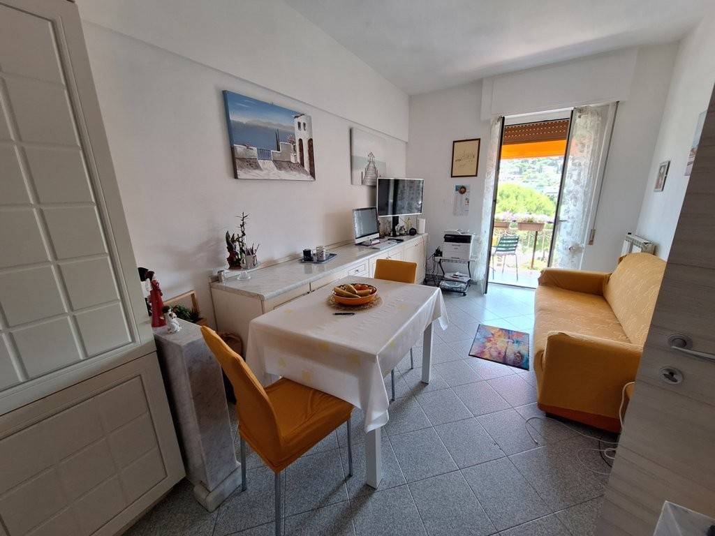 appartamento in vendita ad Andora