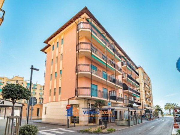 appartamento in vendita ad Andora