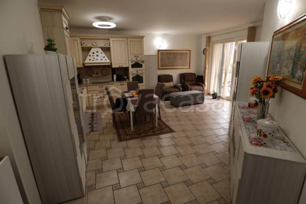 appartamento in vendita ad Andora in zona Molino