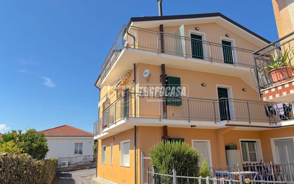 appartamento in vendita ad Andora