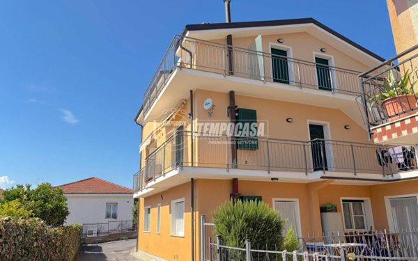 appartamento in vendita ad Andora