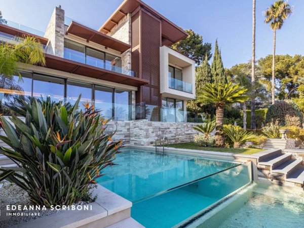 casa indipendente in vendita ad Andora in zona Rollo
