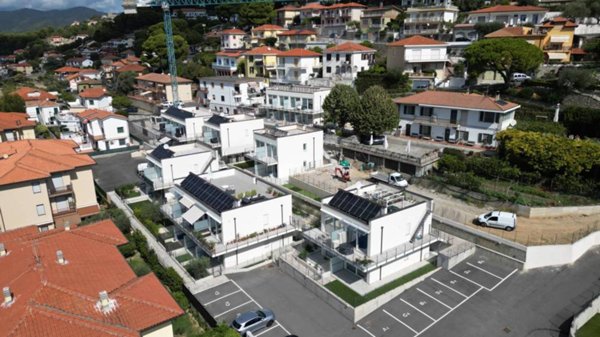 appartamento in vendita ad Andora