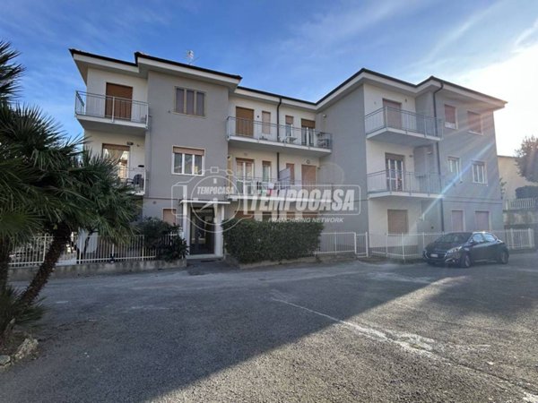 appartamento in vendita ad Andora in zona Rollo