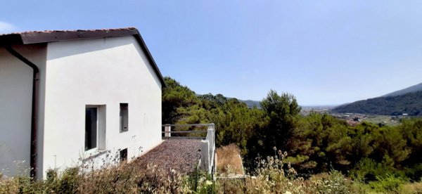 casa indipendente in vendita ad Andora in zona San Bartolomeo