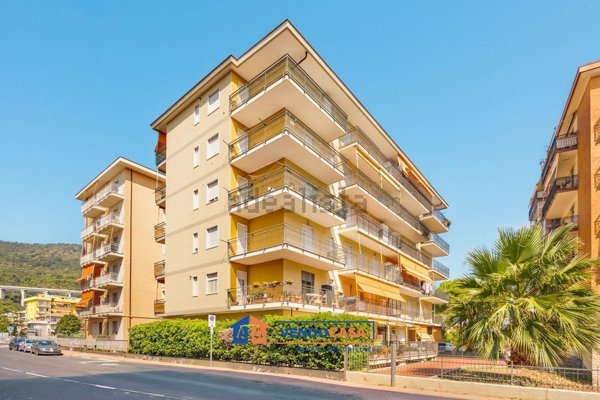 appartamento in vendita ad Andora