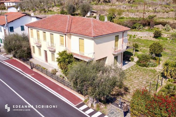 casa indipendente in vendita ad Andora in zona San Bartolomeo