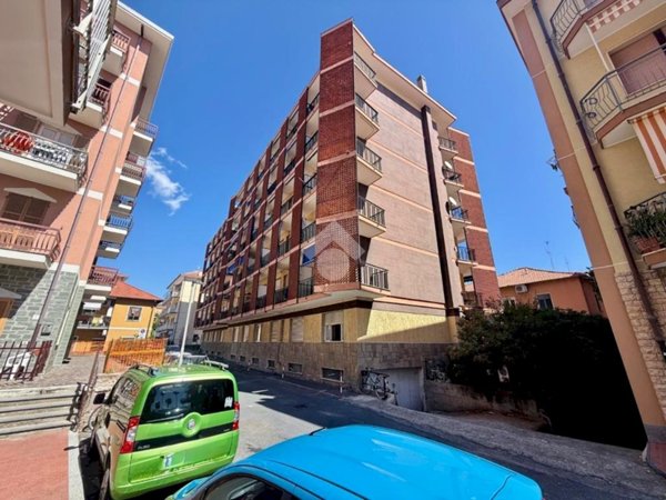 appartamento in vendita ad Andora