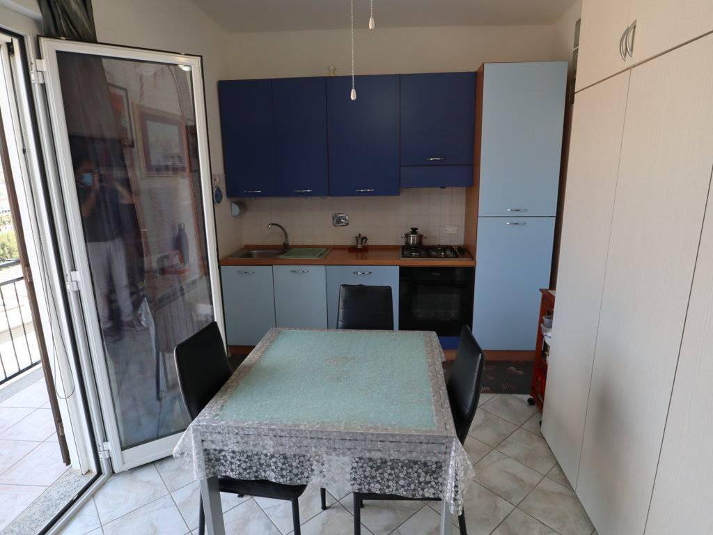 casa indipendente in vendita ad Andora in zona Rollo