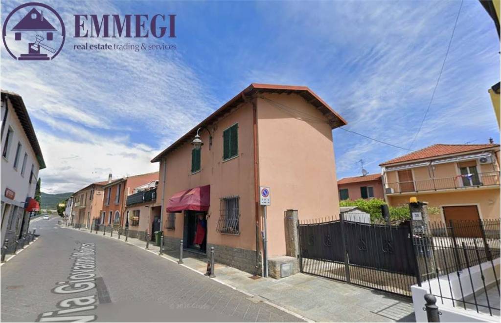 appartamento in vendita ad Andora in zona Molino